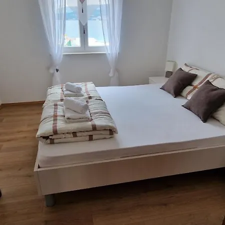 Riviera Apartman *